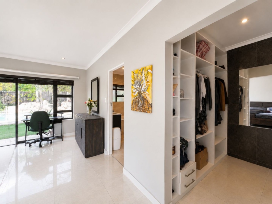 4 Bedroom Property for Sale in Flamingo Vlei Western Cape